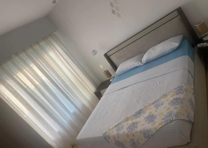 Charme Provenzale 멍똥